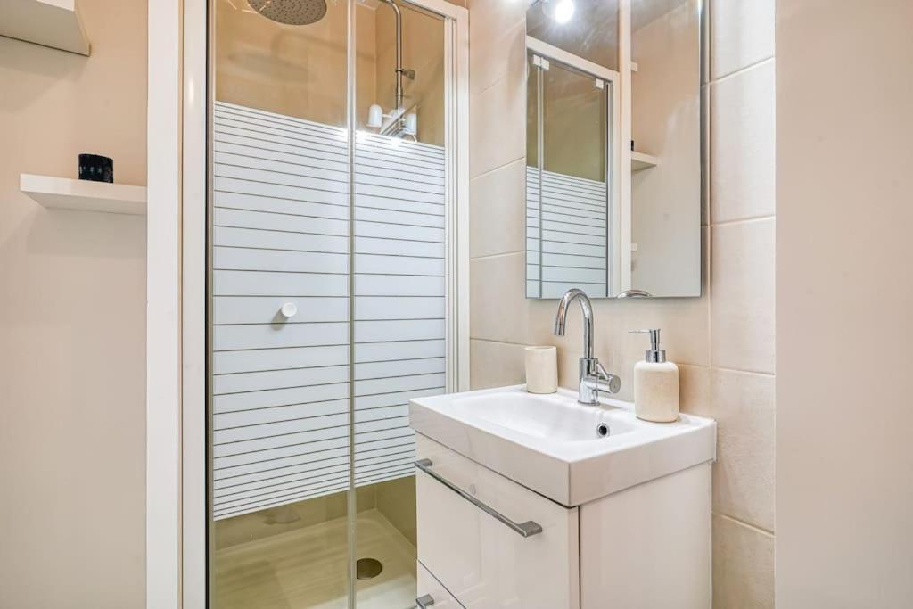 Апартаменты Rubis Luxe Proche Paris Шуази-ле-Руа Экстерьер фото